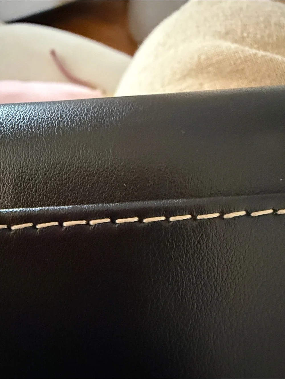 NWT Dooney & Bourke Luca Smooth Black Genuine Leather Flap Wallet – Red Interior